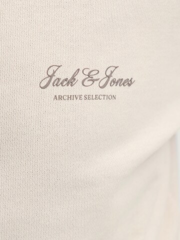 Jack & Jones Junior - Sudadera 'JJEARCHIVE' en beige