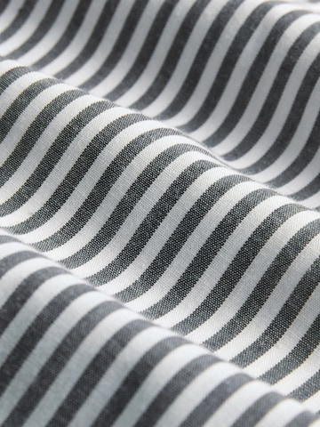 The Set Regular Hose in Grau