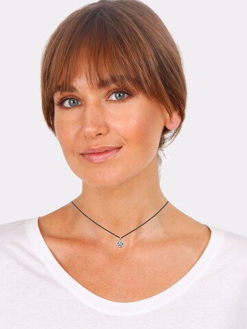 ELLI Necklace in Silver: front