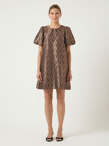YAS - Vestido 'YASSirley' en marrón