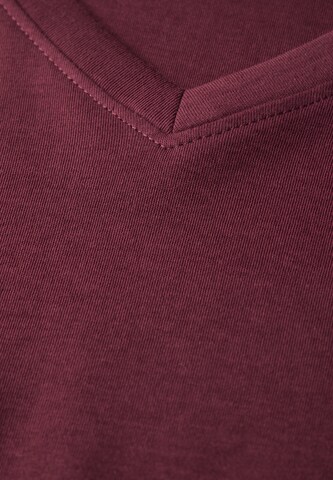 STREET ONE Basic V-Neck Shirt in Rot