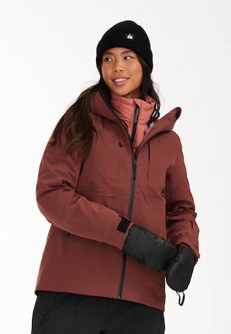 SOS Performance Jacket 'Alta' in Red: front