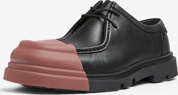 Chaussure à lacets 'Junction' CAMPER en noir : devant