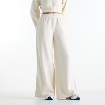 new balance Wide leg Broek 'Brushed Coastal Fleece Pant' in Wit: voorkant