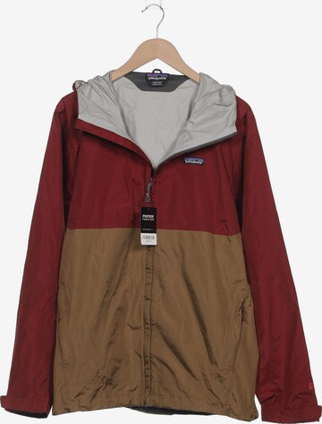PATAGONIA Jacket & Coat in L in Brown: front