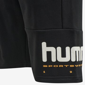 Loosefit Pantaloni 'Manfred' di Hummel in nero