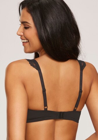 LASCANA T-Shirt BH in Schwarz