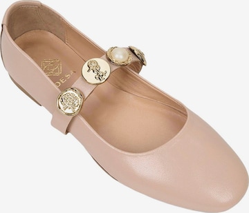Desa Ballerina 'Ballerinas' in Beige: Vorderseite