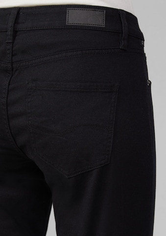 QS Slimfit Jeans 'Catie' in Zwart