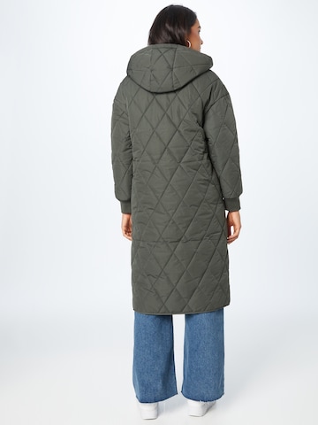 Manteau mi-saison 'Darja' ABOUT YOU en vert