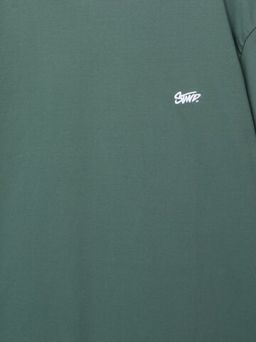 Fit confort T-Shirt 'STWD' Pull&Bear en vert