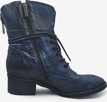 TIGGERS Lace-Up Ankle Boots in Blue