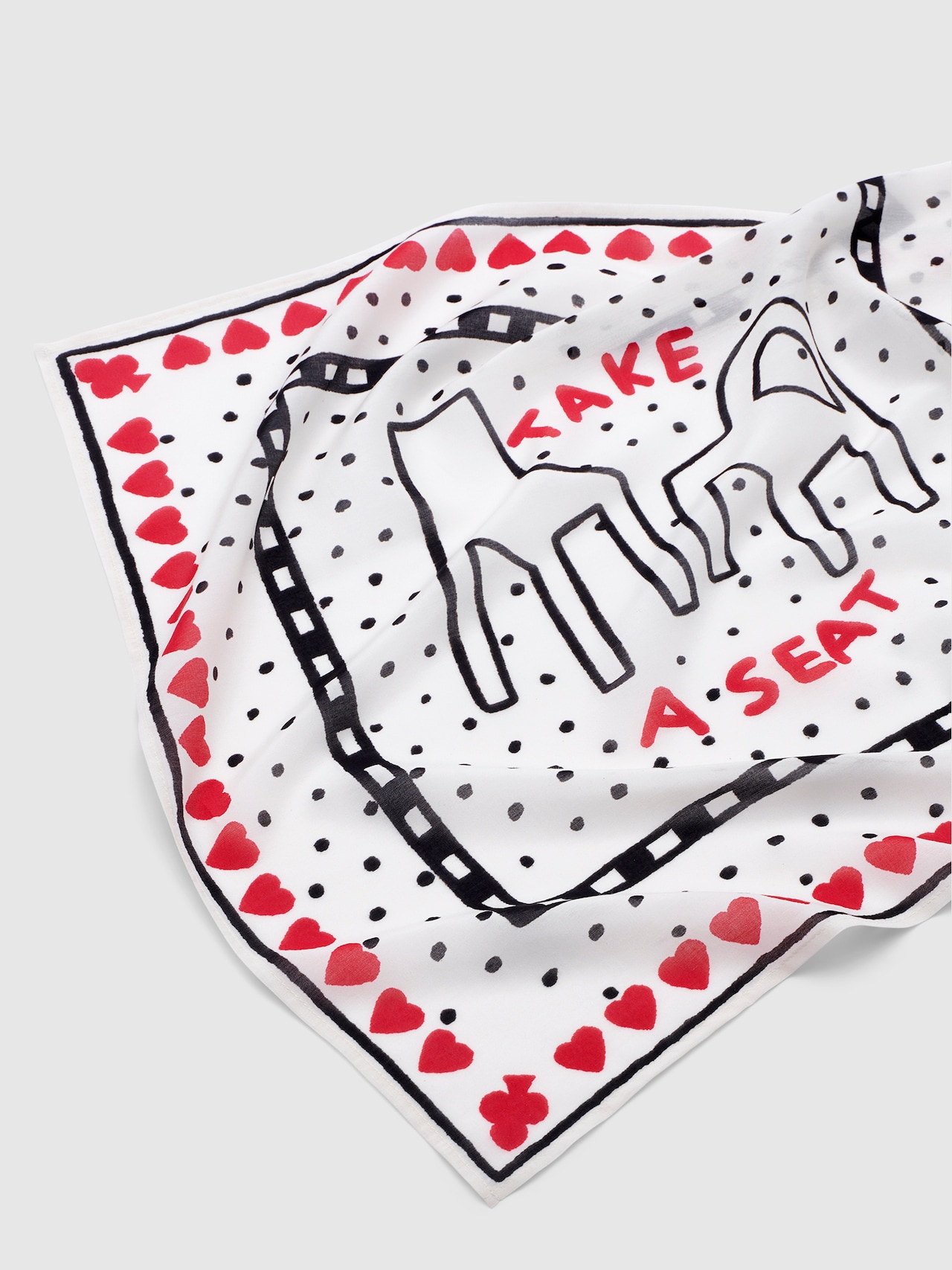 EDITED Tørklæde 'Jolie' creme