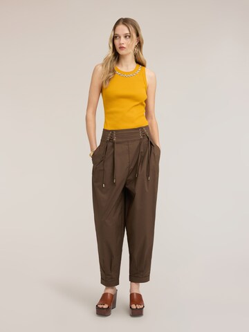 Baggy Pantalon MOTIVI en marron