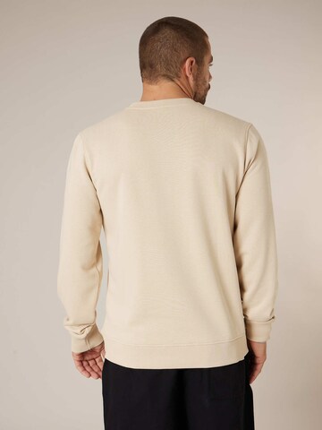 Sweat-shirt 'Sleekbear' Deeluxe en beige