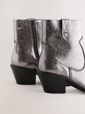 Bottes de cowboy 'Forever Comfort' Next en argent