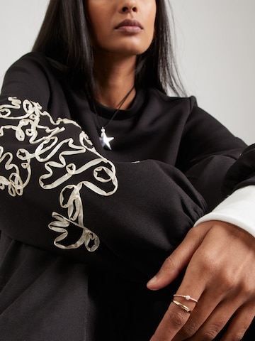 VILA Mikina 'VISIFFI' - Čierna