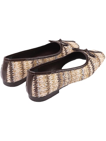 Ballerina con cinturino 'Fridah' di Limoya in marrone