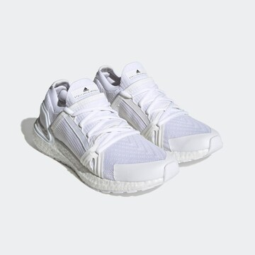 ADIDAS BY STELLA MCCARTNEY - Zapatillas deportivas bajas 'Ultraboost 20' en blanco