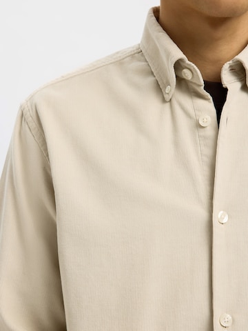 SELECTED - Ajuste regular Camisa 'SLHDANNI' en gris