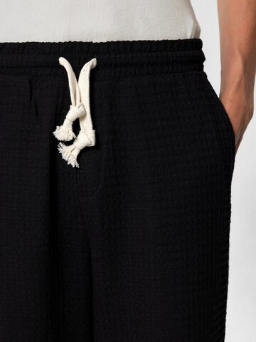 VAMOS CLO Comfort Fit Jogginganzug 'Azalea' in Schwarz