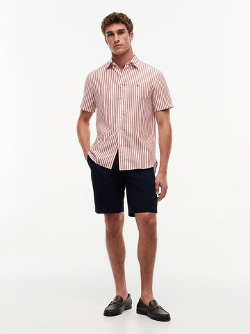 Coupe regular Chemise TOMMY HILFIGER en rouge