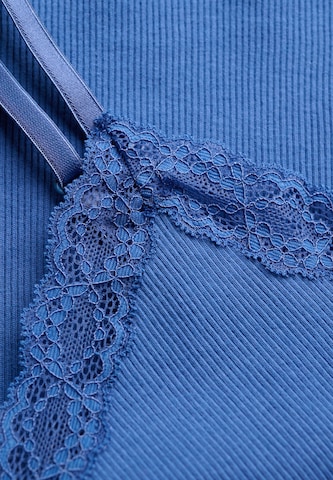 Superdry & Co Top 'Essential' in Blau