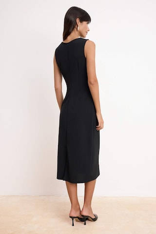Trendyol - Vestido en negro