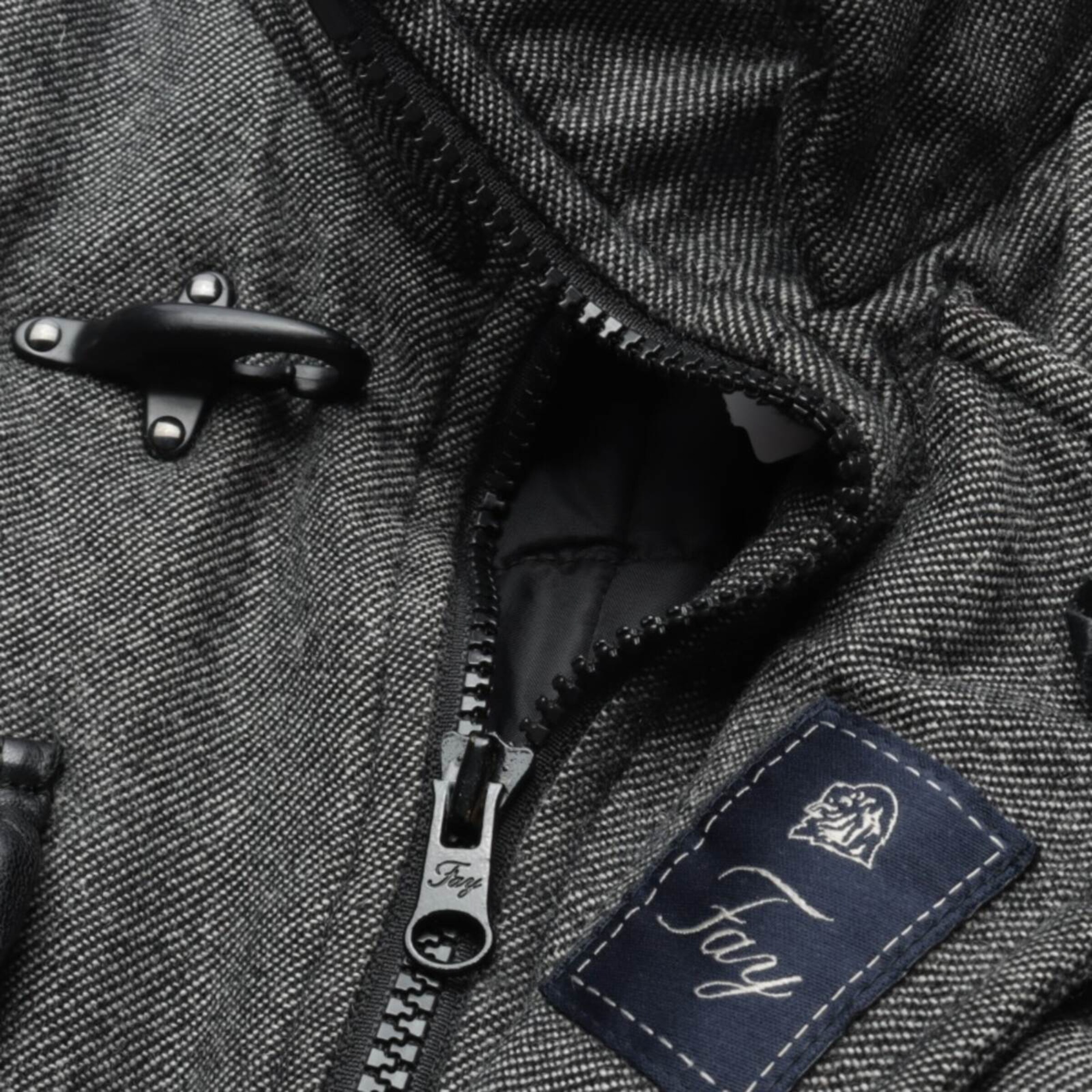 Fay Jacket & Coat in L in Grey