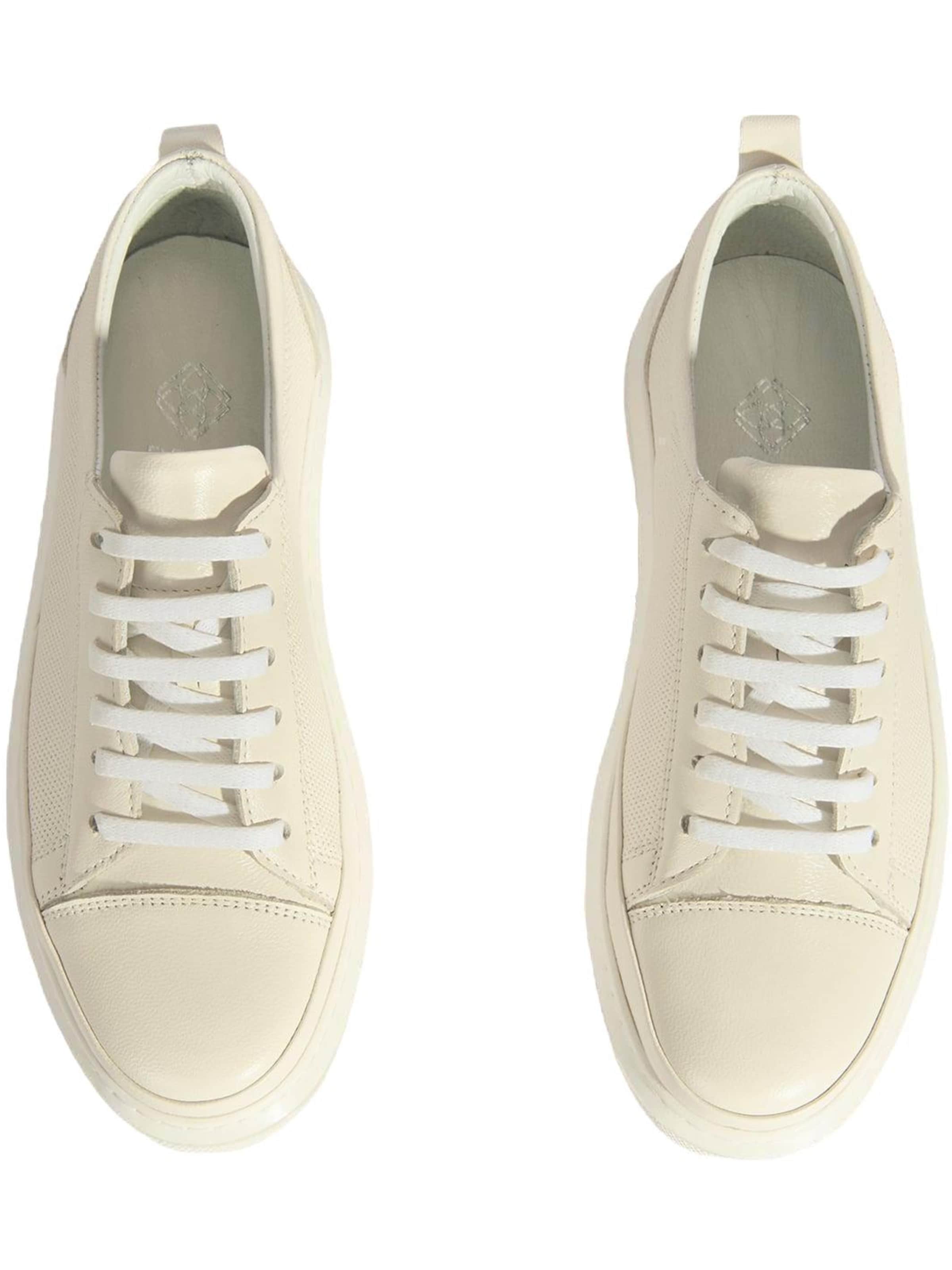 Desa - Zapatillas deportivas bajas 'Trainer' en blanco