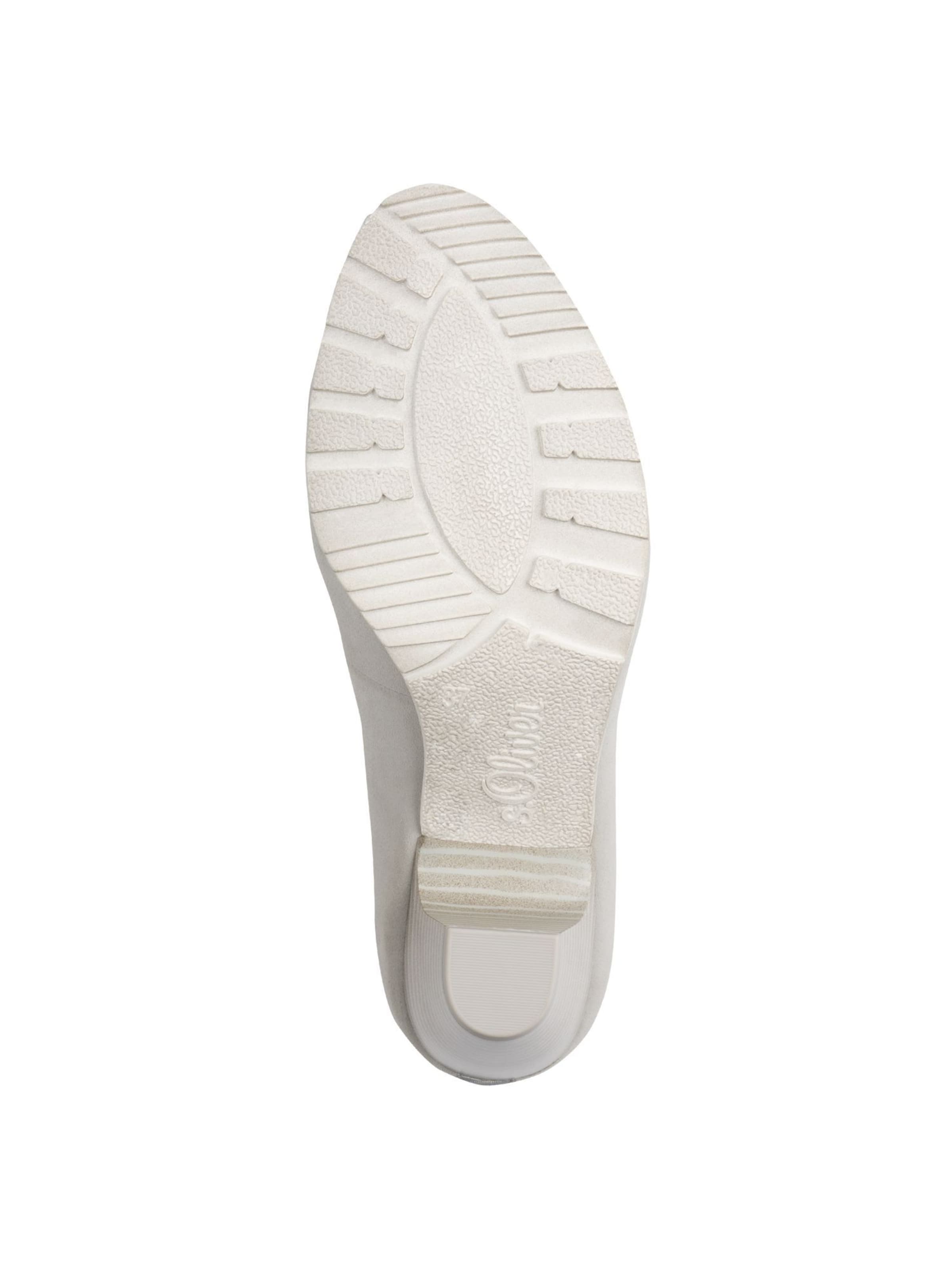 s.Oliver Pumps in White