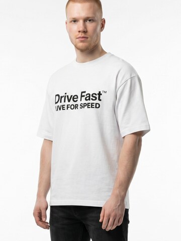 DriveFastDieYoung Shirt 'Logo Tee'‌‌‌‌‌‌‌‌ in Weiß