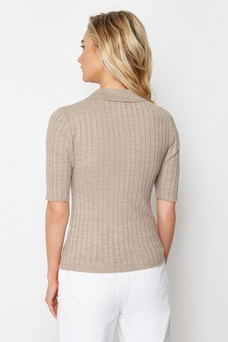 Trendyol Sweater in Grey
