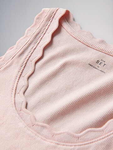 The Set Top in Grey