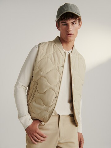 Gilet 'Lasse' di Guido Maria Kretschmer Men in beige: frontale