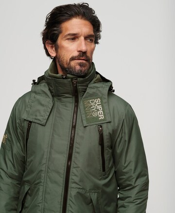 Superdry Funktionsjacke in Grau