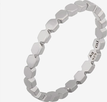 Bague caï en argent : devant