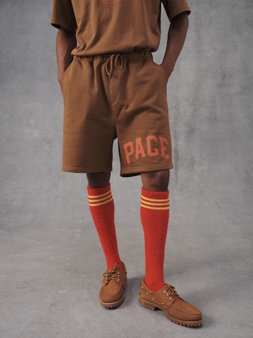 Pacemaker Loose fit Pants 'Jordan' in Brown: front