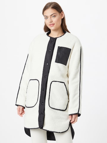 Warehouse Between-Seasons Coat in Black: front