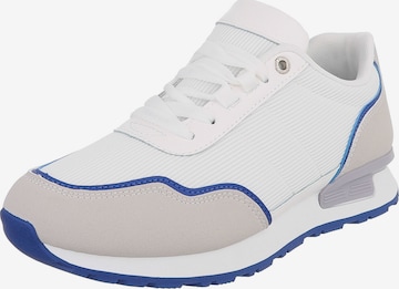 CoolWalk Sneakers in White: front