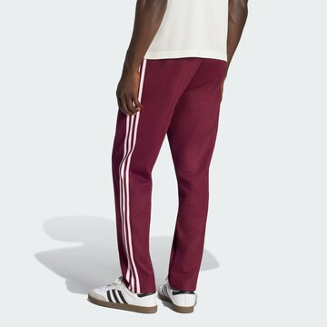 ADIDAS ORIGINALS Regularen Hlače 'Classic' | rdeča barva