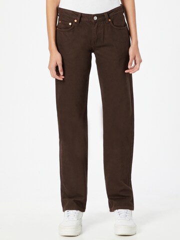 WEEKDAY Regular Jeans 'Arrow' in Brown: front