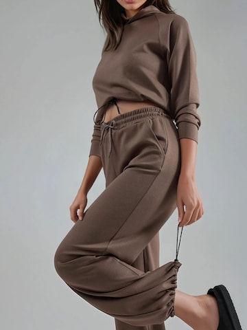 Tuta da jogging di Hiccup in marrone