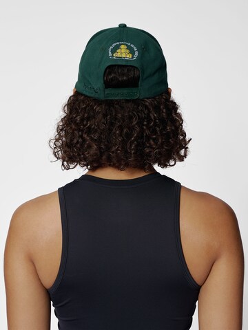 Hummel Pet 'CALL US' in Groen