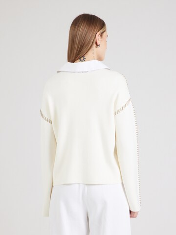 Pullover 'YASSTITCHA' di YAS in bianco