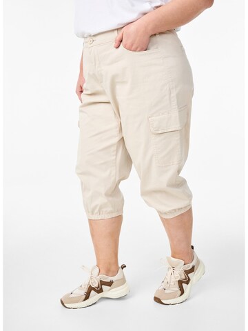 Zizzi Tapered Cargo trousers 'Vmone' in Beige: front