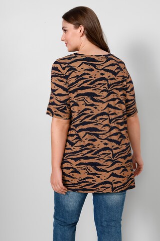 Sara Lindholm Shirt in Brown