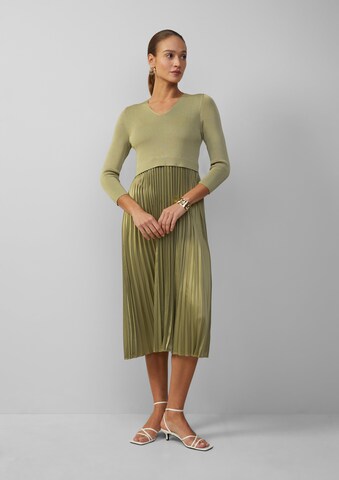 Robe s.Oliver BLACK LABEL en vert