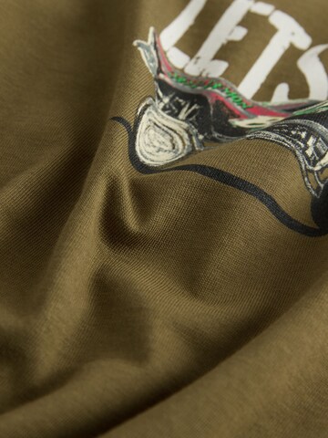 T-Shirt Next en vert