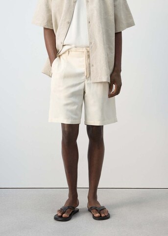 MANGO MAN Regular Pleat-Front Pants 'Bants' in White: front